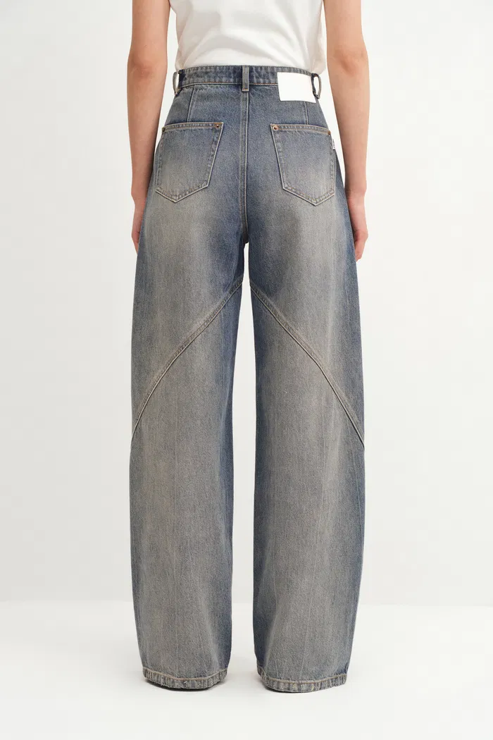 9036-zeki-baggy-barrel-leg-jeans-in-cotton-denim-1.webp