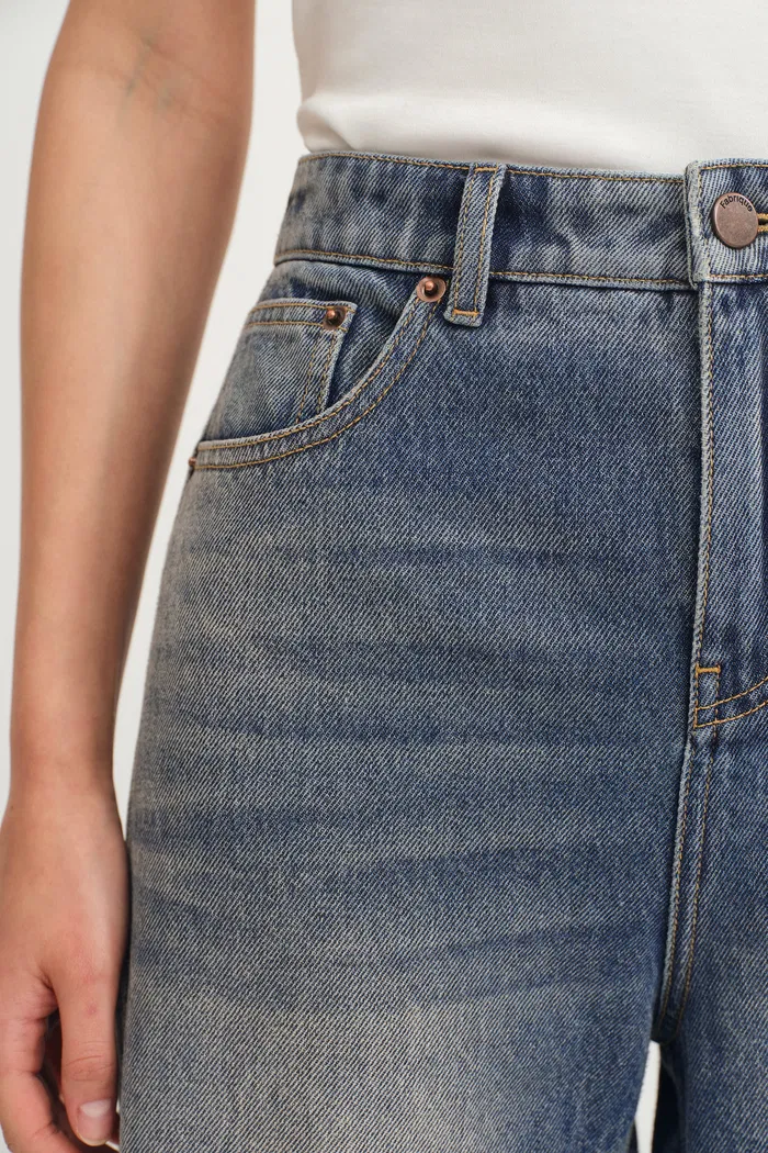 9036-zeki-baggy-barrel-leg-jeans-in-cotton-denim-1.webp