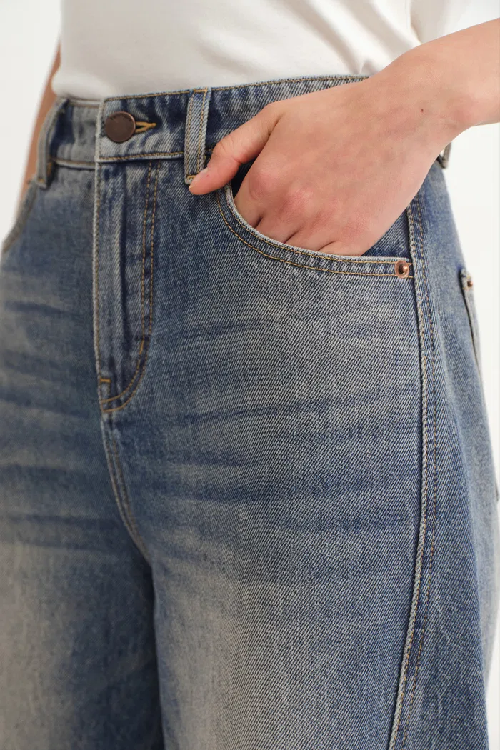 9036-zeki-baggy-barrel-leg-jeans-in-cotton-denim-1.webp
