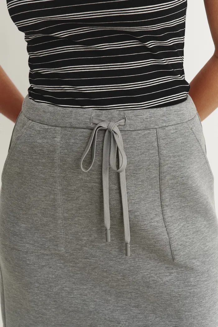 9080-yoko-casual-short-skirt-in-cotton-1.webp