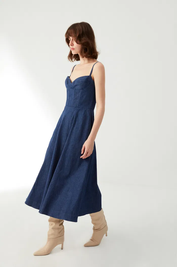 9172-marilyn-dress-in-cotton-denim-1.webp