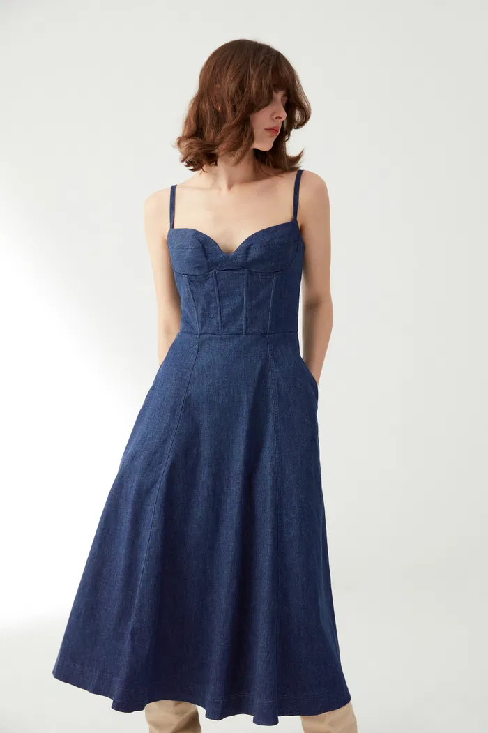 9172-marilyn-dress-in-cotton-denim-1.webp