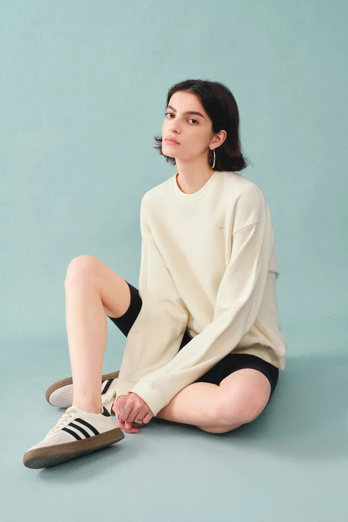 9178-lotus-beige-crewneck-sweatshirt-in-cotton-1.webp