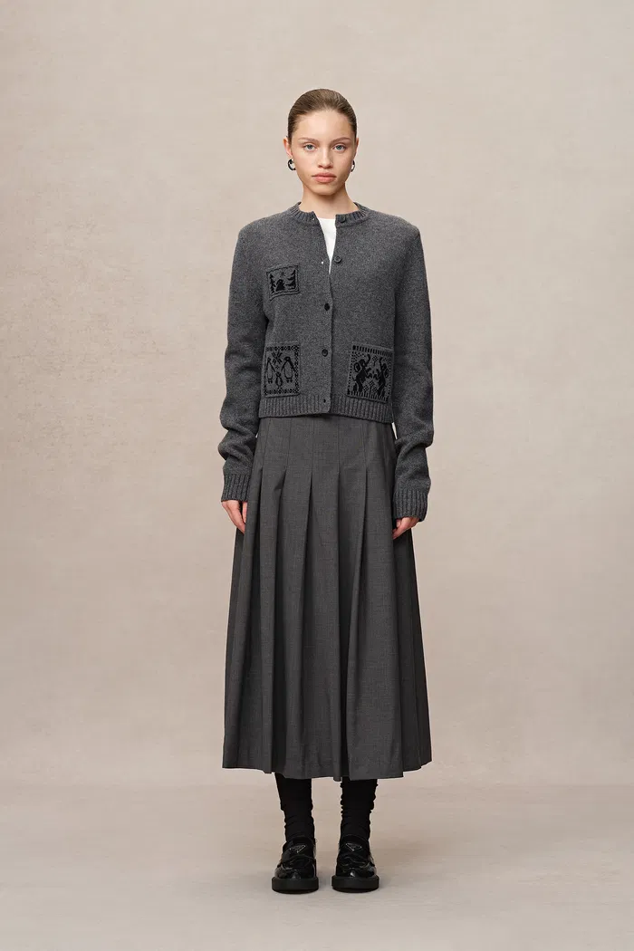 9202-galop-jacquard-cardigan-in-merino-cashmere-knit-1.webp