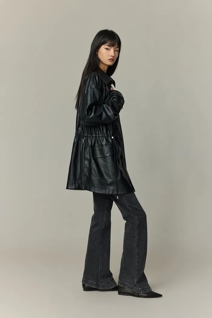 9260-field-oversized-shirt-in-vegan-leather-1.webp