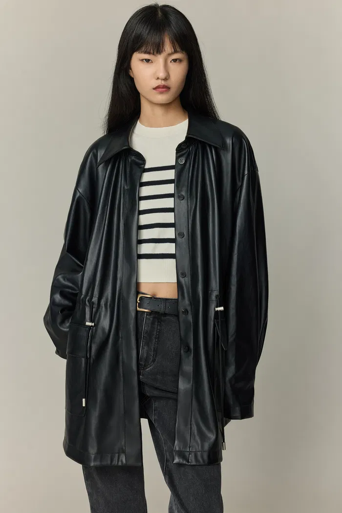 9260-field-oversized-shirt-in-vegan-leather-1.webp
