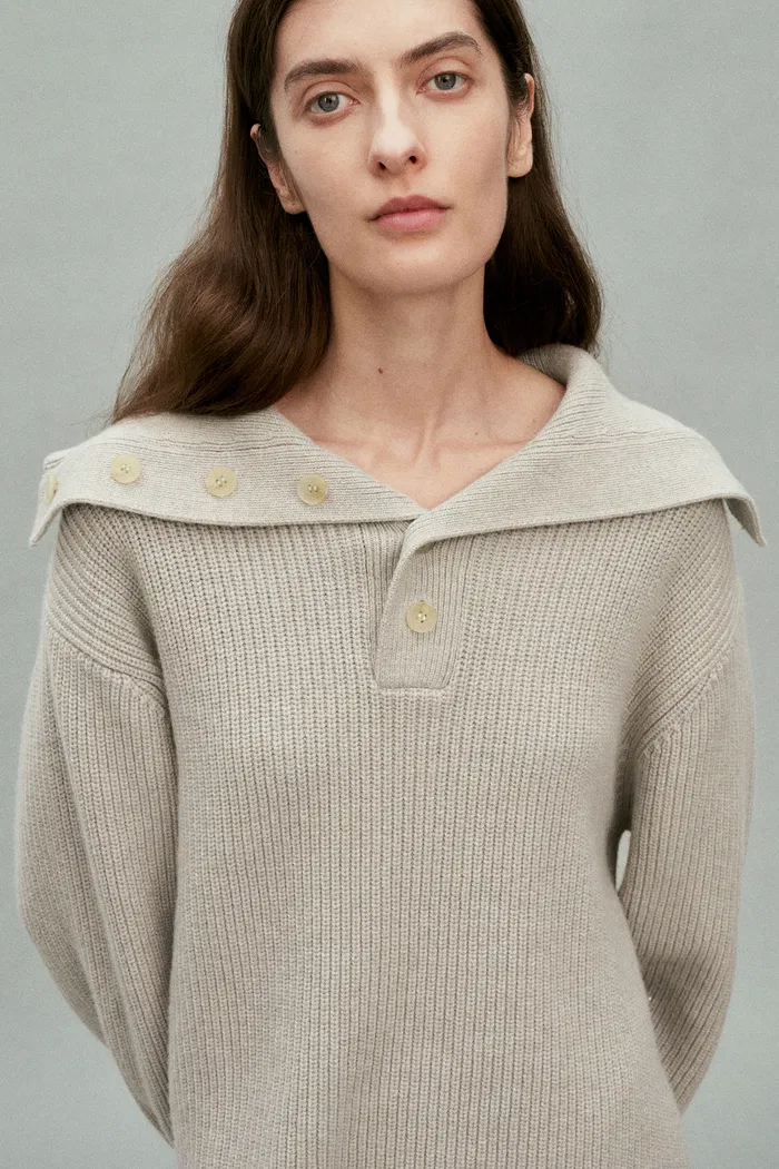 9276-perina-oversized-turtleneck-sweater-in-wool-cotton-blend-knit-1.webp