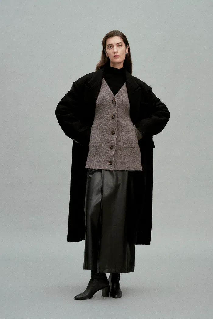 9296-hiroko-oversized-cardigan-in-wool-boucl-knit-1.webp