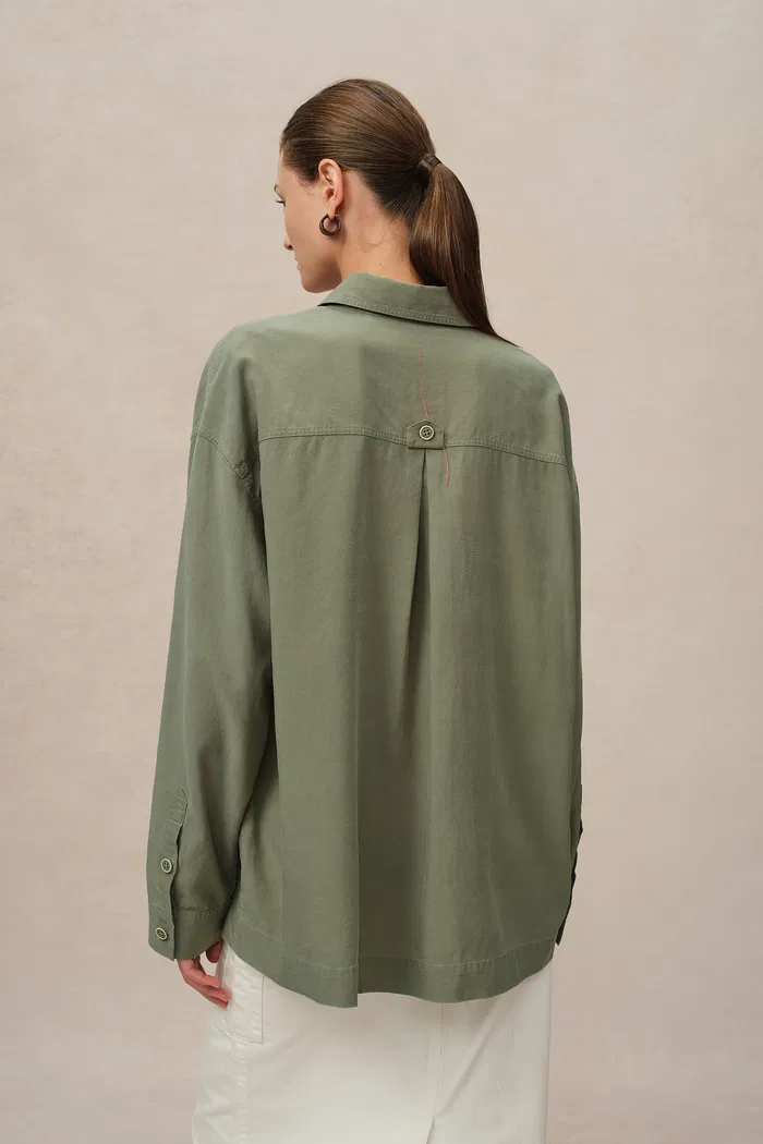 9317-hazo-utility-shirt-in-tencel-linen-blend-1.webp