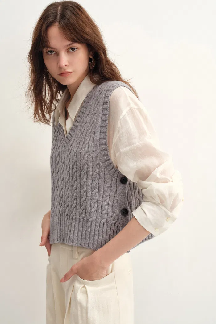938-winnie-v-neck-sleeveless-top-in-merino-wool-cable-knit-1.webp