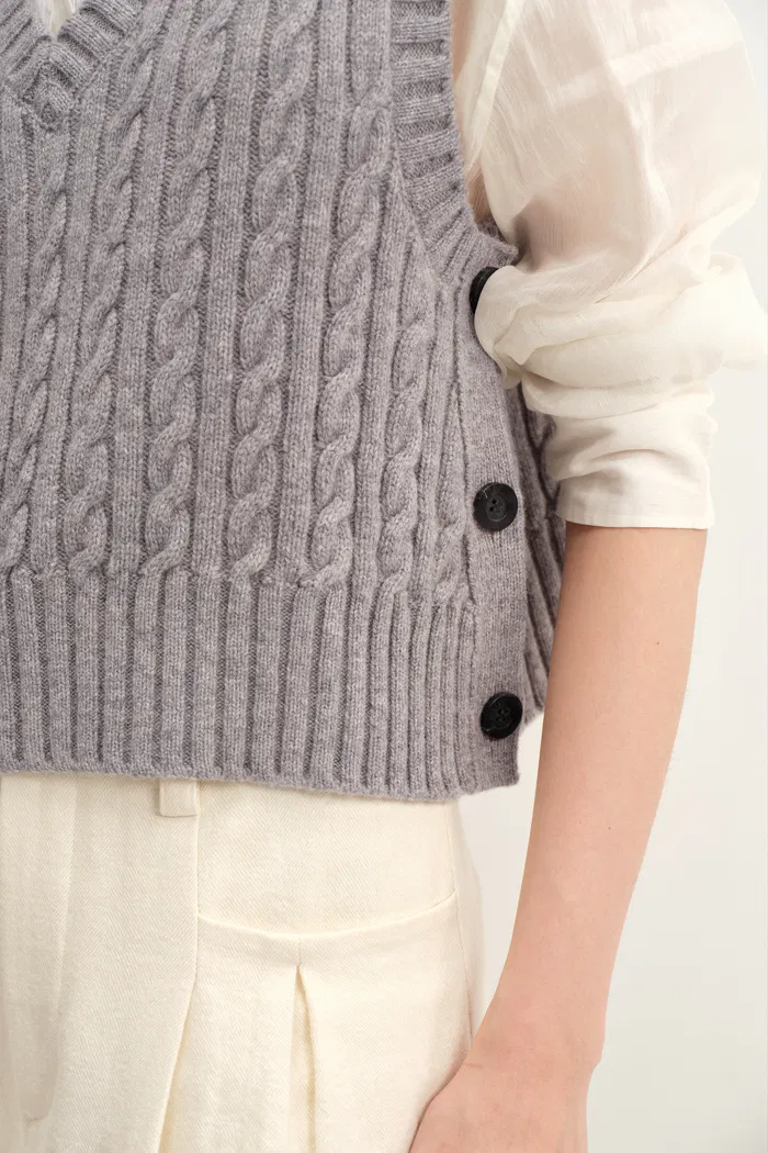938-winnie-v-neck-sleeveless-top-in-merino-wool-cable-knit-1.webp