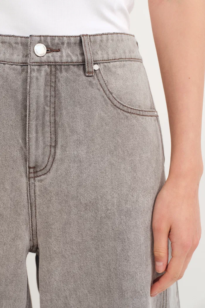 9429-cisco-washed-baggy-jeans-1.webp