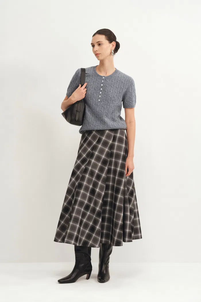 946-fate-cable-top-in-australian-wool-blend-knit-1.webp