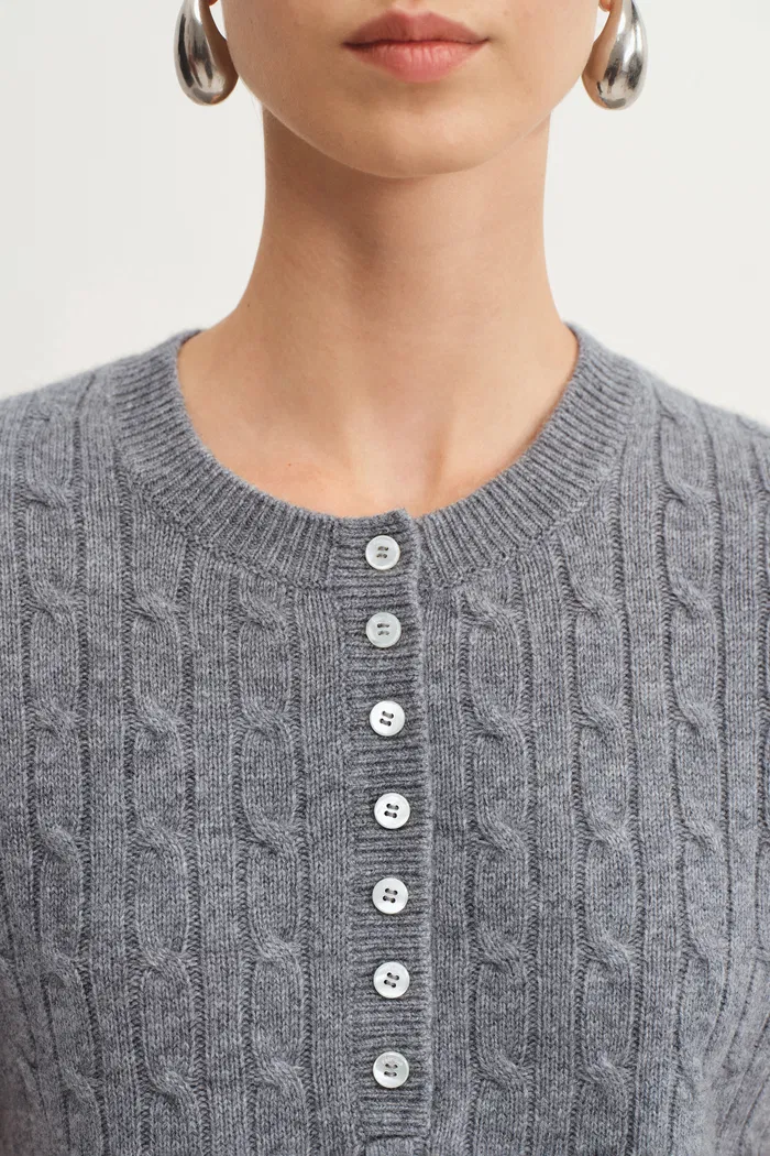 946-fate-cable-top-in-australian-wool-blend-knit-1.webp