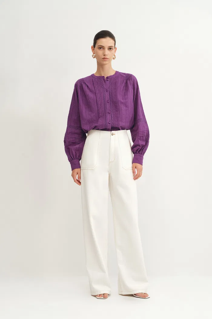 9471-doreen-crew-neck-top-in-embroidered-cotton-1.webp