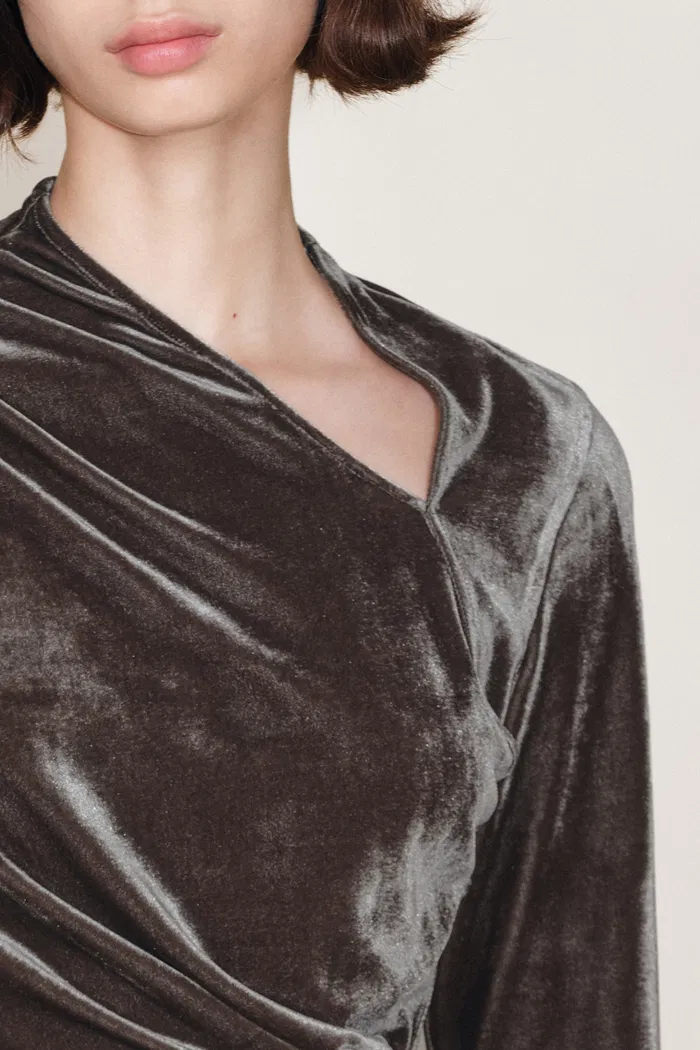 952-selene-knot-top-in-stretch-velvet-1.webp
