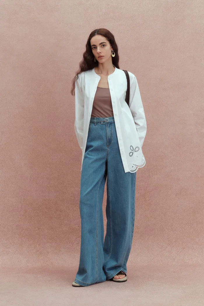 Jolanda Flora Openwork Embroidery Hem Shirt in Premium Cotton