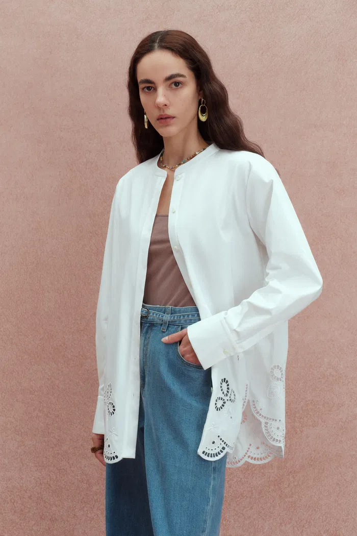 9595-jolanda-flora-openwork-embroidery-hem-shirt-in-premium-cotton-1.webp