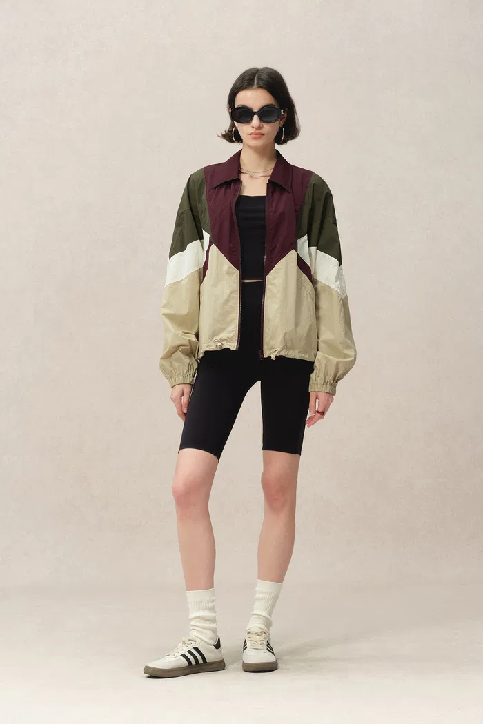 9645-trea-tracksuit-jacket-and-track-shorts-set-in-water-resistant-nylon-1.webp