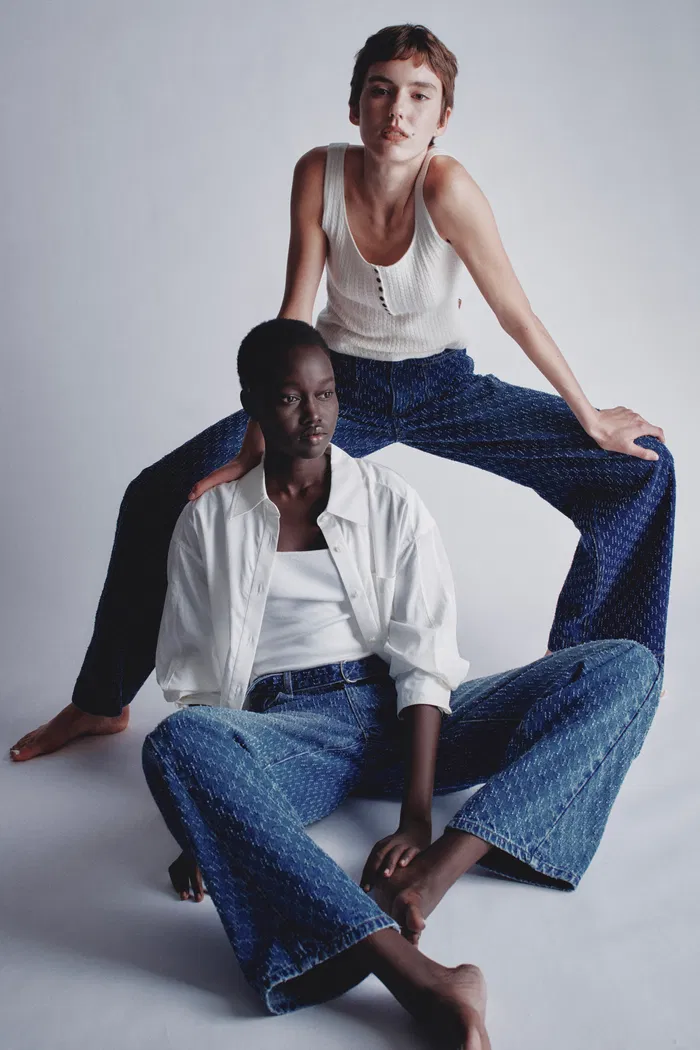 966-skylar-belted-textured-gradient-jeans-in-jacquard-cotton-denim-1.webp
