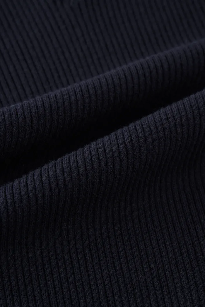 9683-alexa-v-neck-short-sleeve-sweater-in-rare-alxa-cashmere-blend-1.webp