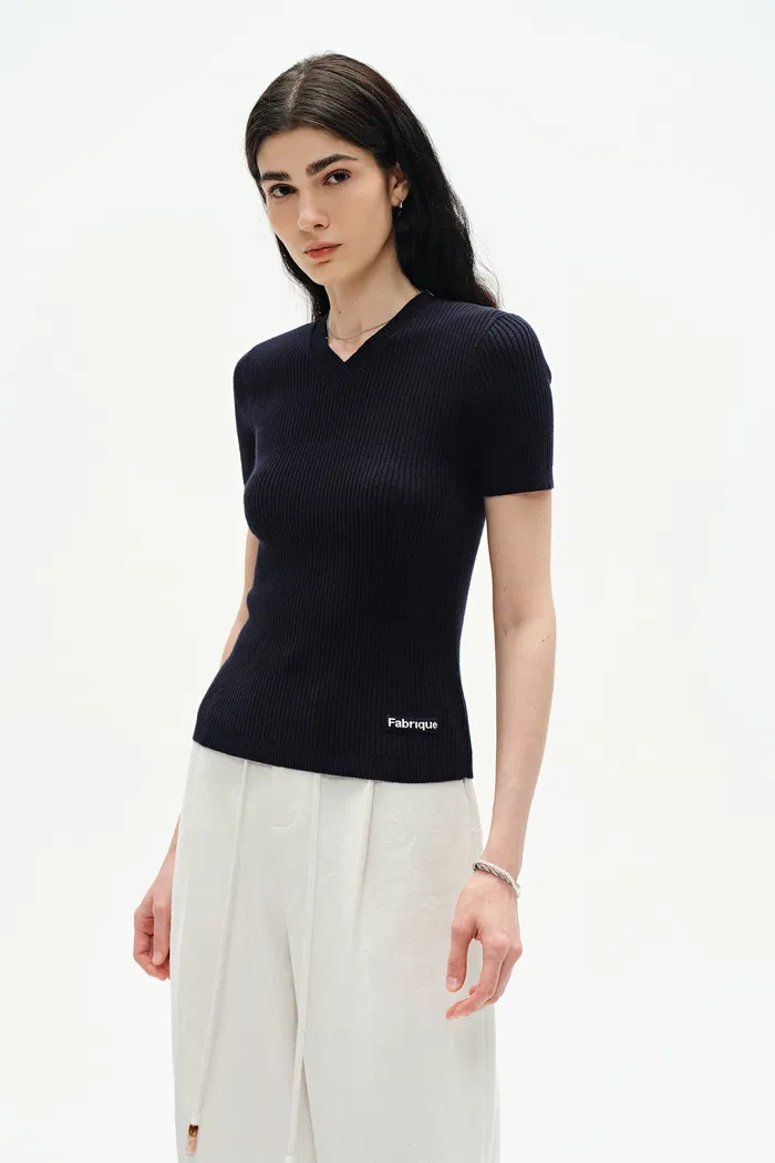 9683-alexa-v-neck-short-sleeve-sweater-in-rare-alxa-cashmere-blend-1.webp