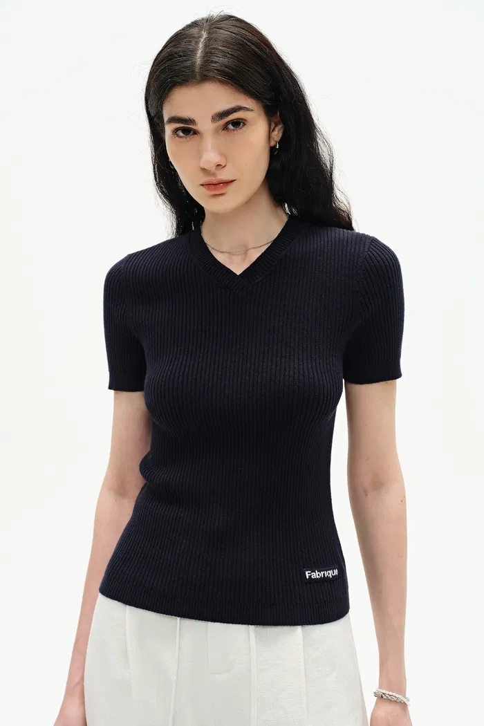 9683-alexa-v-neck-short-sleeve-sweater-in-rare-alxa-cashmere-blend-1.webp