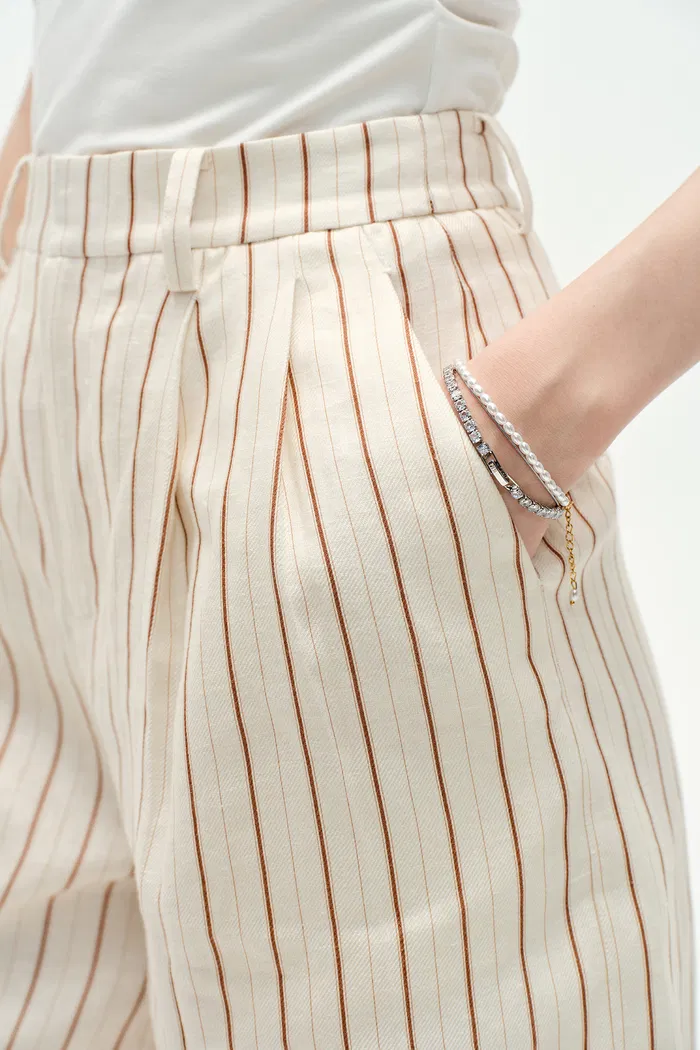 9688-blakeney-striped-suit-shorts-in-linen-1.webp