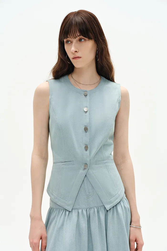 97-elodie-denim-vest-and-skirt-matching-set-in-summer-denim-1.webp