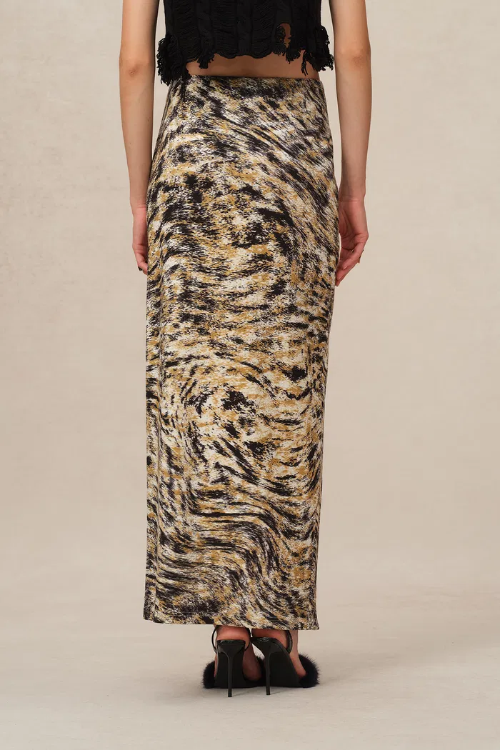 9784-brielle-pleated-slit-skirt-in-high-stretch-knit-1.webp