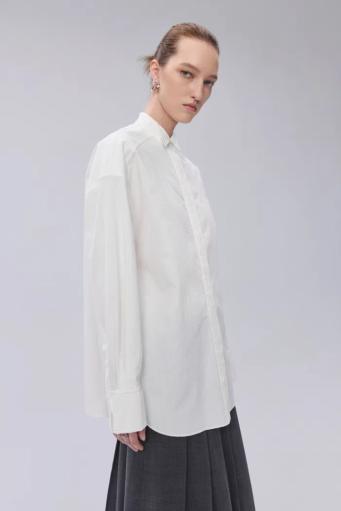 9812-tuxedo-wing-collar-shirt-in-cotton-bubble-yarn-1.webp