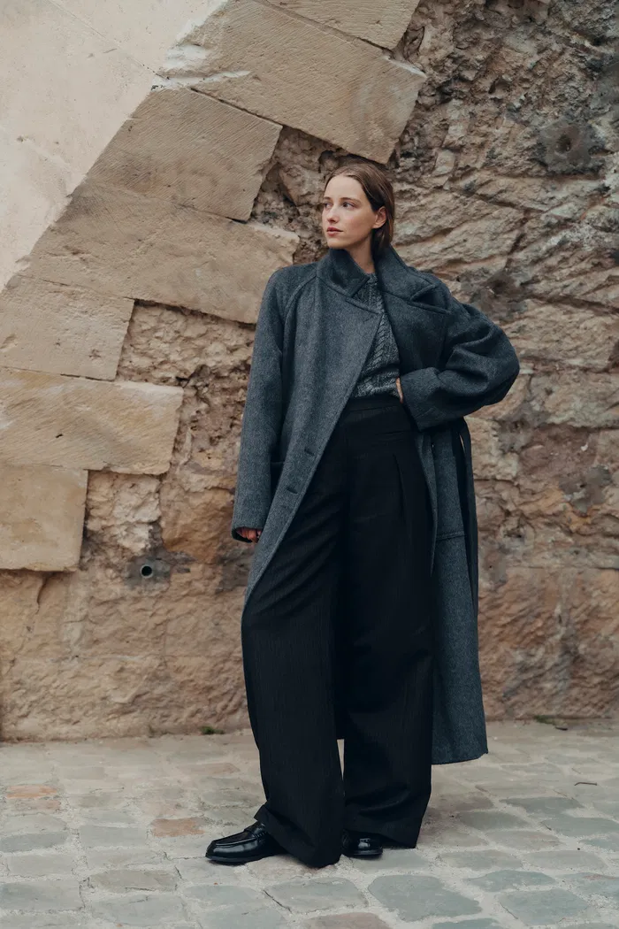 982-rond-lapel-overcoat-in-alashan-camel-wool-silk-1.webp