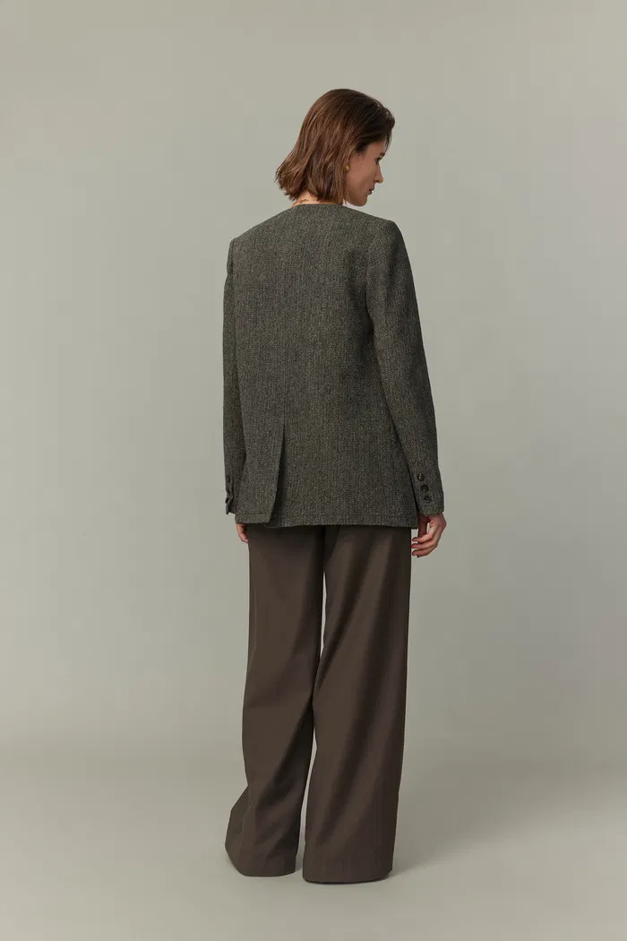 9820-lyudmila-safari-pockets-blazer-in-wool-herringbone-1.webp