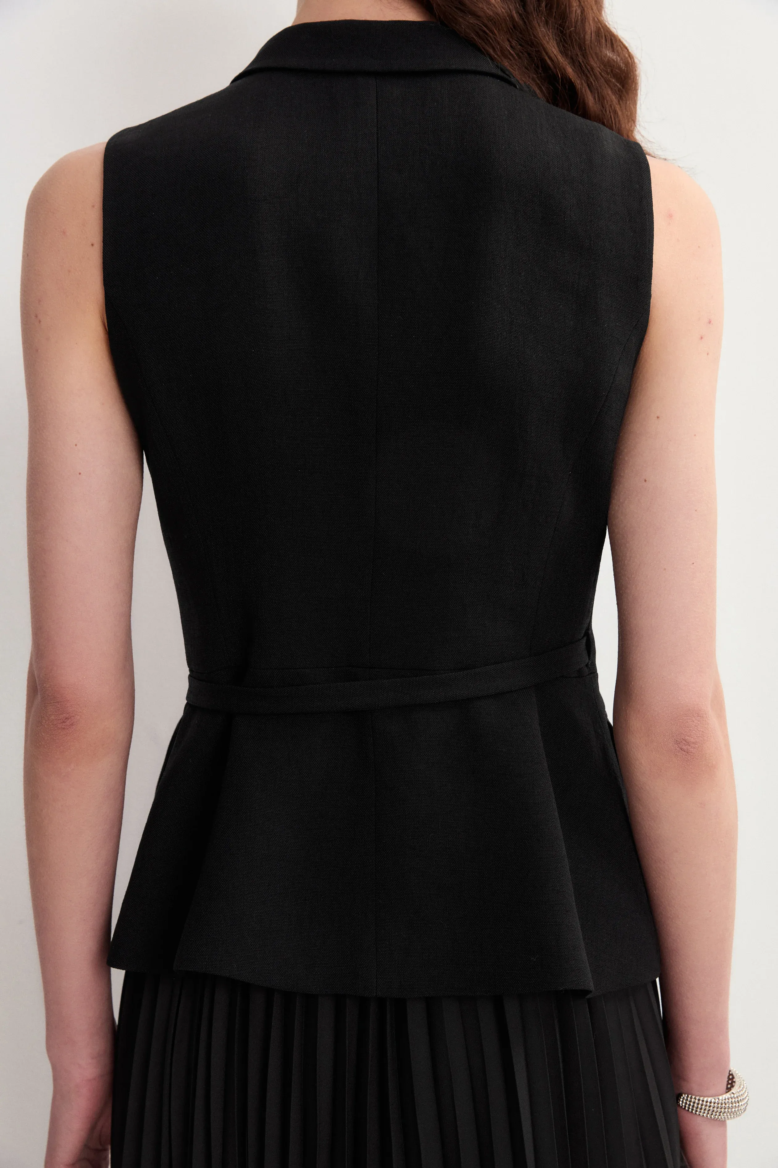 990-sherry-sleeveless-pleated-dress-1.webp