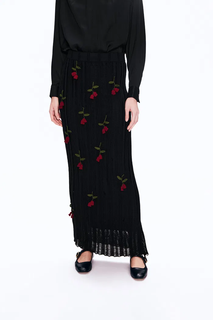 9924-convallaria-handcrafted-crochet-skirt-in-cotton-viscose-knit-1.webp