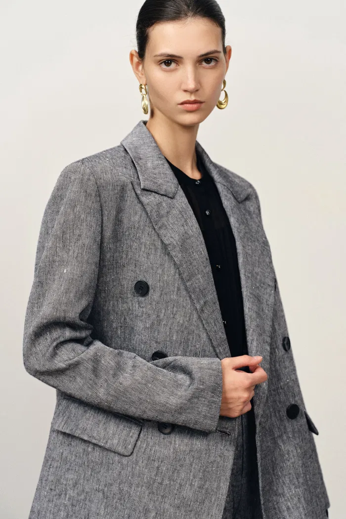 9932-lilian-sharp-lapel-straight-cut-blazer-in-merino-linen-blend-1.webp