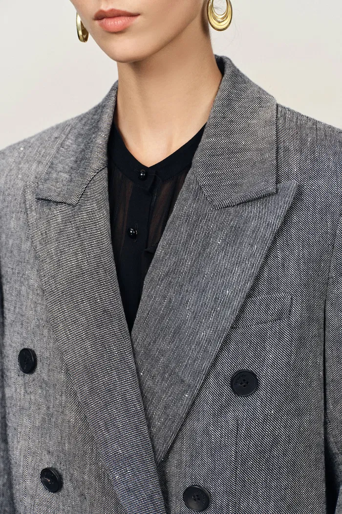 9932-lilian-sharp-lapel-straight-cut-blazer-in-merino-linen-blend-1.webp