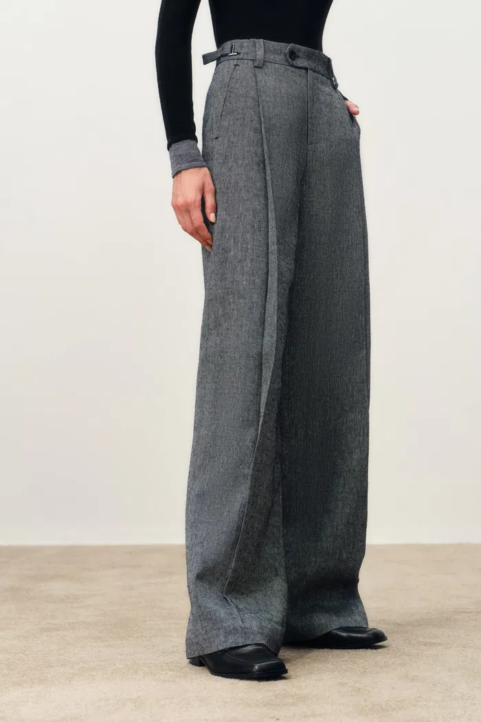 9938-lillian-adjustable-waistband-trousers-in-merino-linen-blend-1.webp