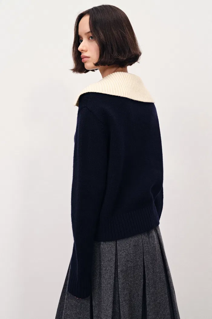 9952-lena-lapel-leather-duffle-sweater-in-chunky-merino-wool-1.webp