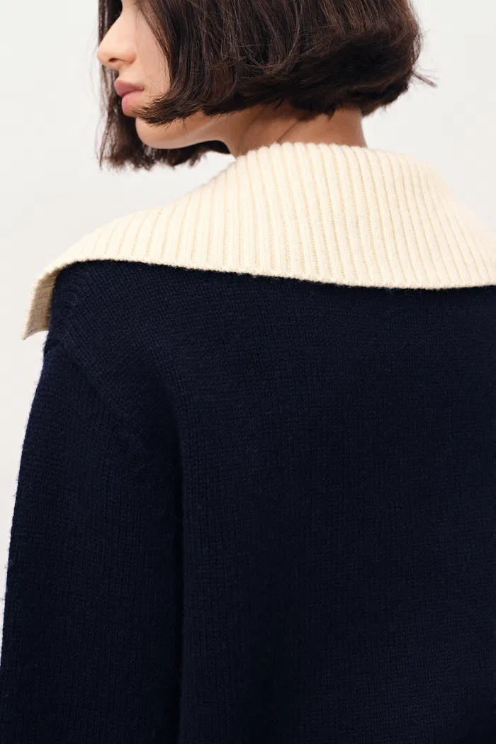 9952-lena-lapel-leather-duffle-sweater-in-chunky-merino-wool-1.webp