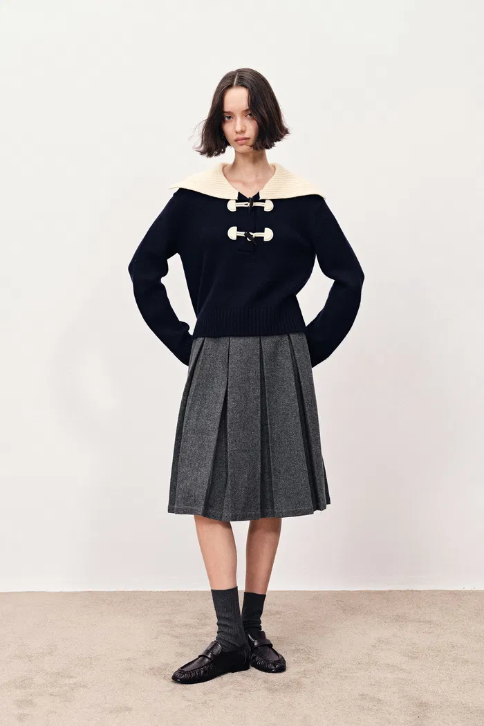 Ava Hand Embroidered Pleated Skirt in Merino Wool