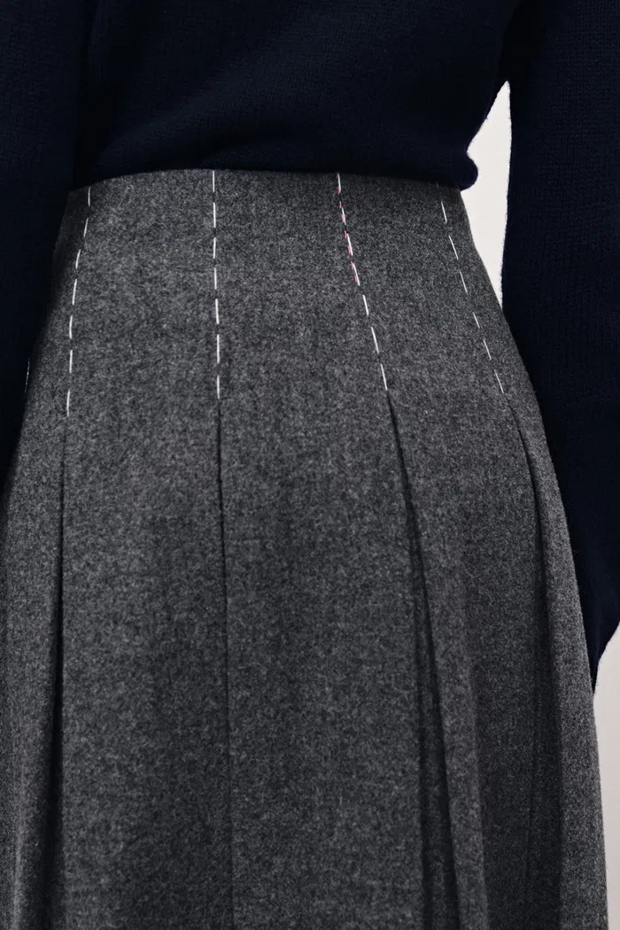 9958-ava-hand-embroidered-pleated-skirt-in-merino-wool-1.webp